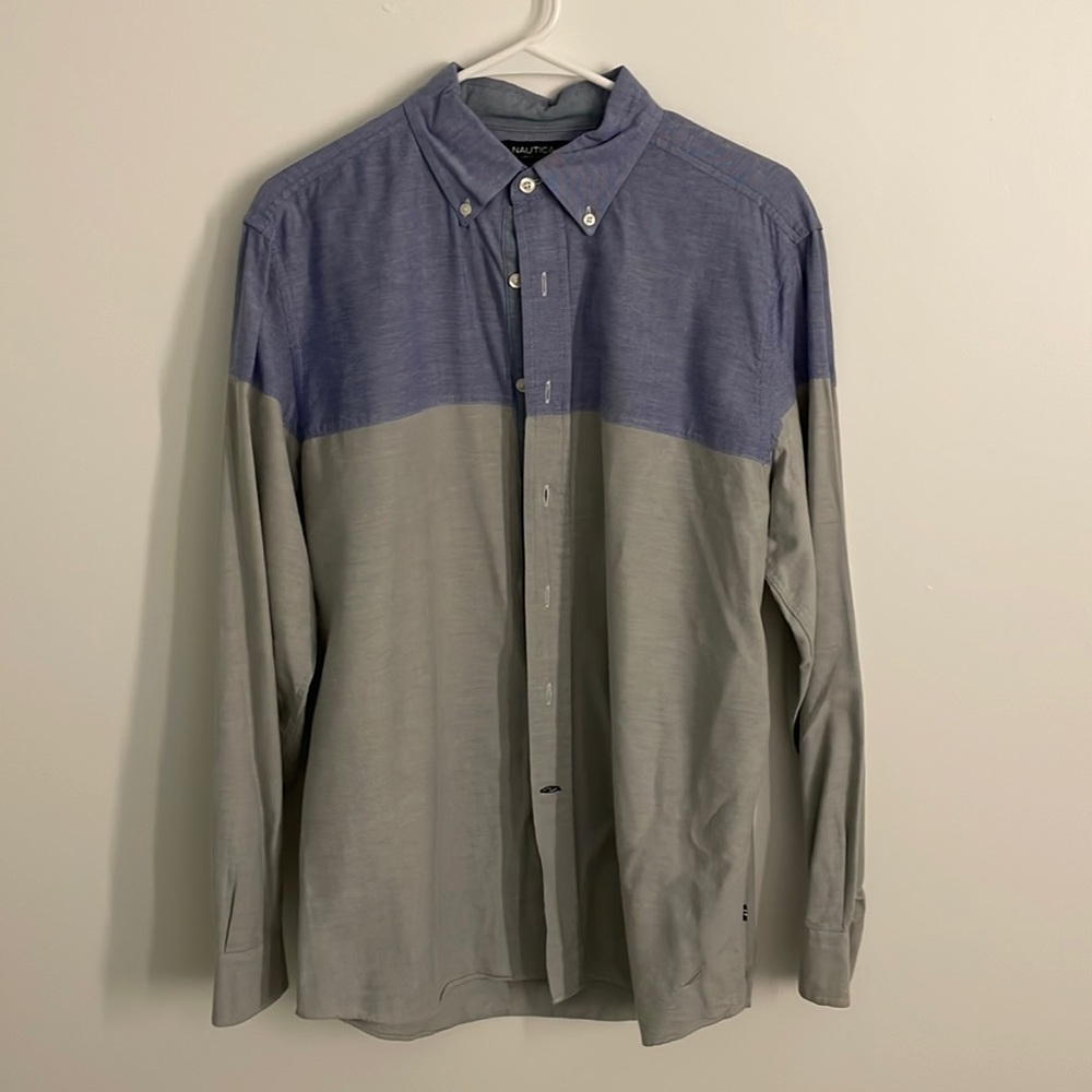Nautica Men’s Long-Sleeve Button-Down, Size M, Blue/Green Two-Toned Colorblock